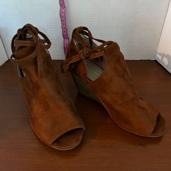 BC Born in California Brown Suede Peep Toe Wedge Sandals – Women’s Lace-Up Heels - Picture 2 of 7